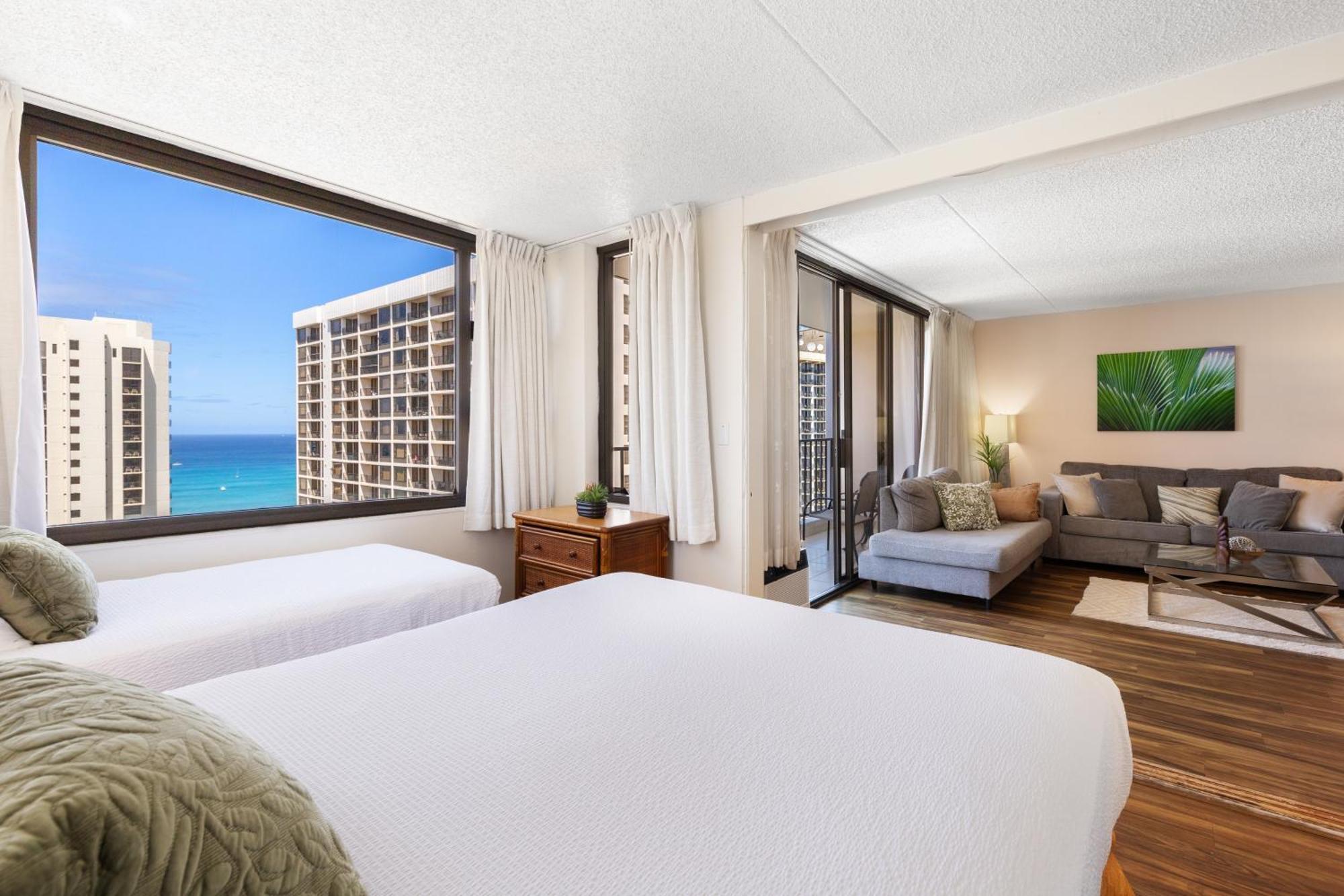 Beautifully Renovated 32Nd Floor Deluxe Ocean View Waikiki Condo Condo ホノルル エクステリア 写真