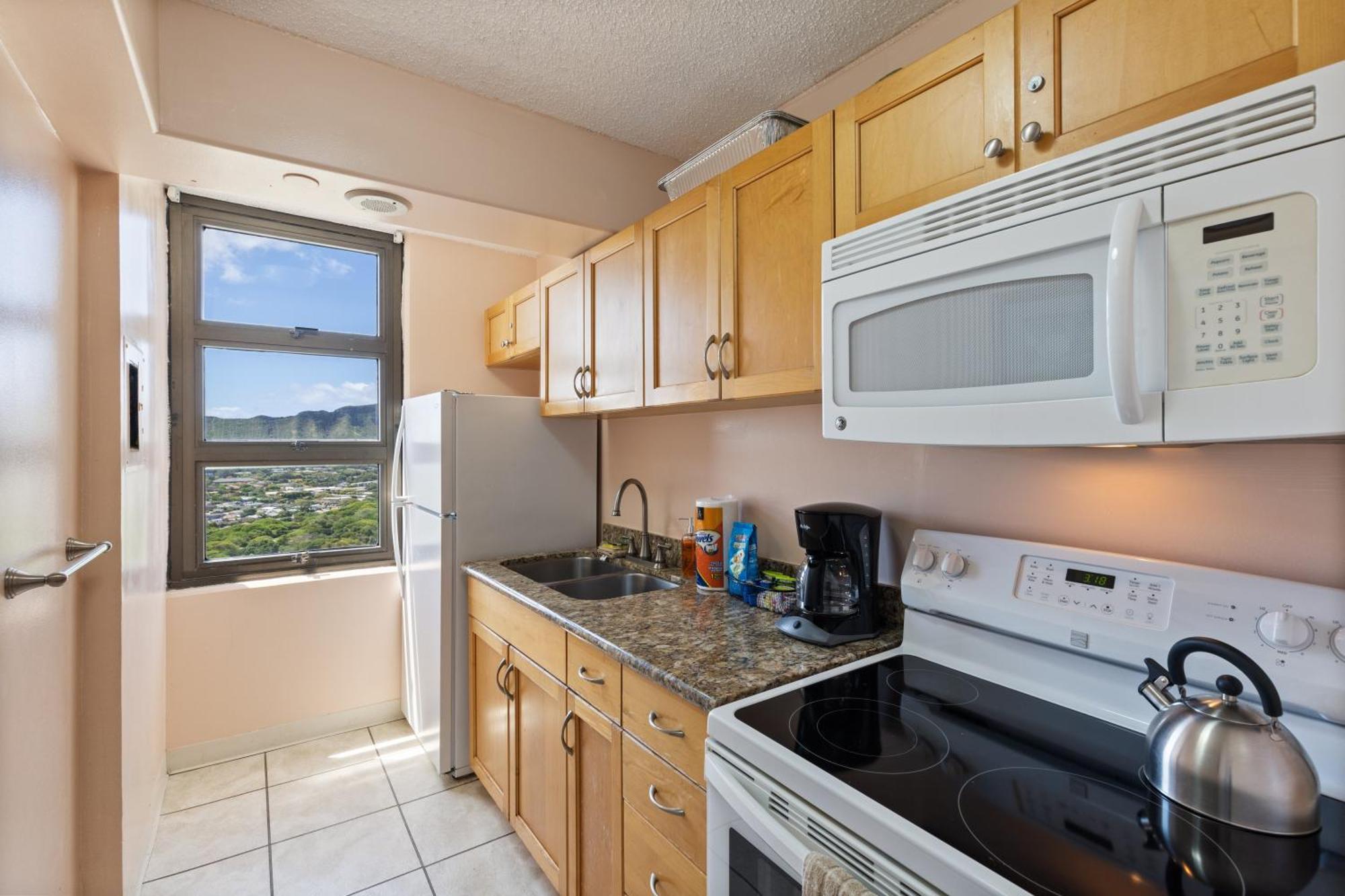 Beautifully Renovated 32Nd Floor Deluxe Ocean View Waikiki Condo Condo ホノルル エクステリア 写真
